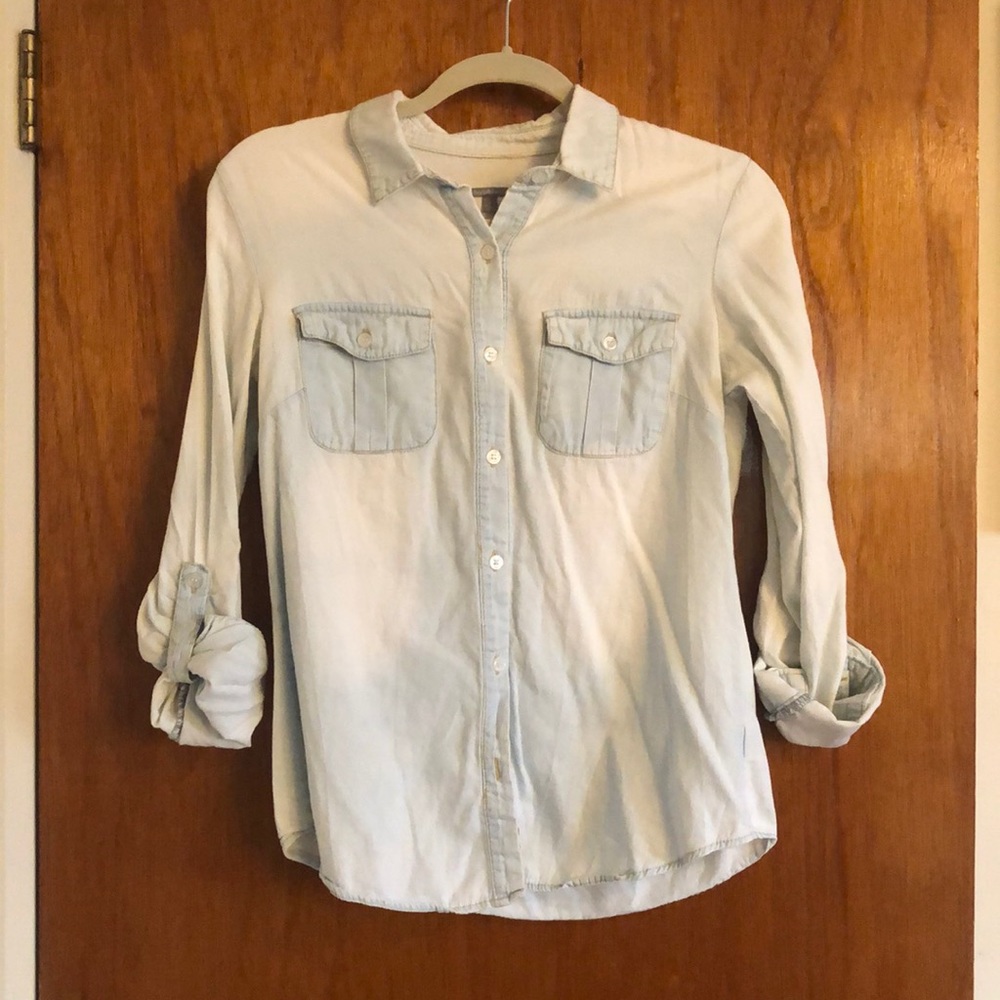Chambray double-pocket button down dress
